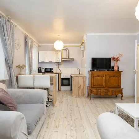 Bright2-room Next To Kalamaja,freeparking&tramstop